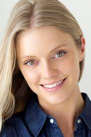 ELLE EVANS